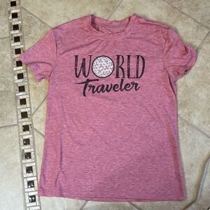 Disney EPCOT Short Sleeve Tee World Traveler Medium